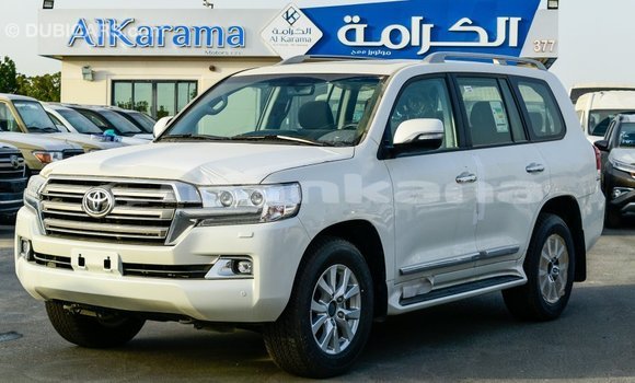 Buy Import Toyota Land Cruiser White Car in Import - Dubai in Abhasia Buy Import Toyota Land Cruiser White Car in Import - Dubai in Abhasia
