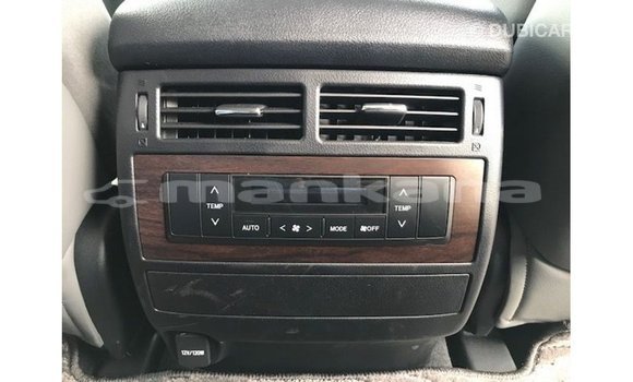 Buy Import Toyota Land Cruiser White Car in Import - Dubai in Abhasia Buy Import Toyota Land Cruiser White Car in Import - Dubai in Abhasia