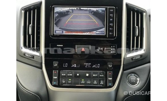 Buy Import Toyota Land Cruiser White Car in Import - Dubai in Abhasia Buy Import Toyota Land Cruiser White Car in Import - Dubai in Abhasia