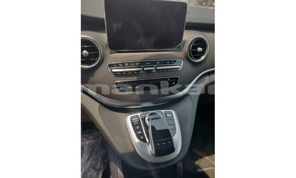 Buy Import Mercedes-Benz 250 Black Car in Import - Dubai in Abhasia Buy Import Mercedes-Benz 250 Black Car in Import - Dubai in Abhasia