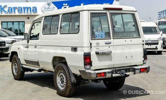 Buy Import Toyota Land Cruiser White Car in Import - Dubai in Abhasia Buy Import Toyota Land Cruiser White Car in Import - Dubai in Abhasia