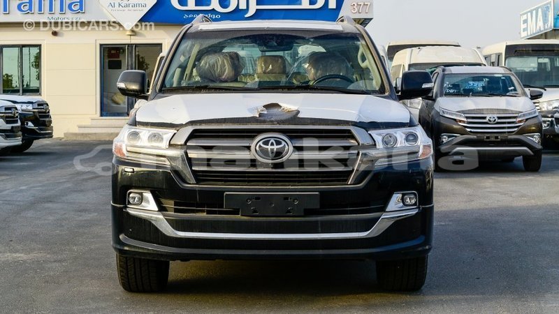Big with watermark toyota land cruiser abhasia import dubai 3174