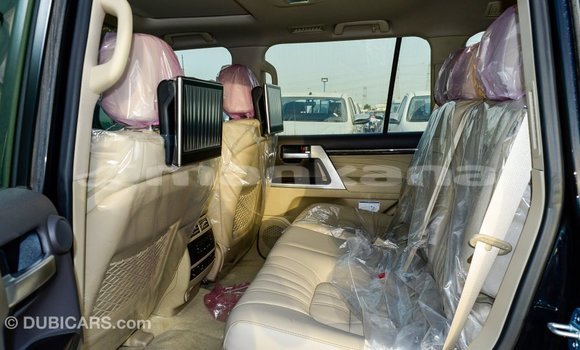Buy Import Toyota Land Cruiser Black Car in Import - Dubai in Abhasia Buy Import Toyota Land Cruiser Black Car in Import - Dubai in Abhasia