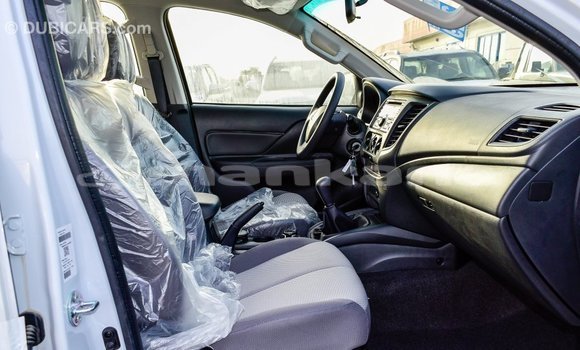 Buy Import Mitsubishi L200 White Car in Import - Dubai in Abhasia Buy Import Mitsubishi L200 White Car in Import - Dubai in Abhasia