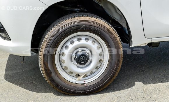 Buy Import Toyota Hilux White Car in Import - Dubai in Abhasia Buy Import Toyota Hilux White Car in Import - Dubai in Abhasia