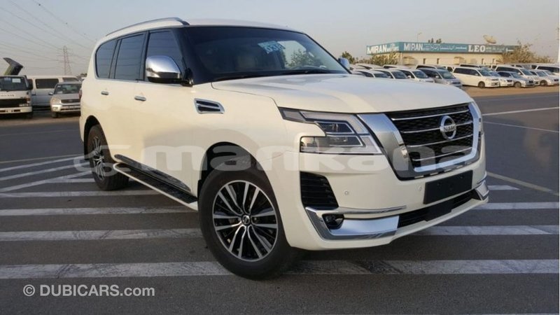 Big with watermark nissan patrol abhasia import dubai 3182