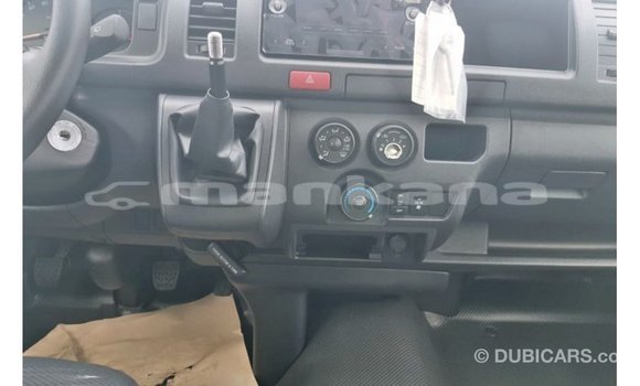 Buy Import Toyota Hiace White Car in Import - Dubai in Abhasia Buy Import Toyota Hiace White Car in Import - Dubai in Abhasia