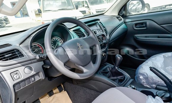 Buy Import Mitsubishi L200 Black Car in Import - Dubai in Abhasia Buy Import Mitsubishi L200 Black Car in Import - Dubai in Abhasia