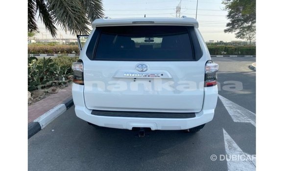 Buy Import Toyota HiAce White Truck in Import - Dubai in Abhasia Buy Import Toyota HiAce White Truck in Import - Dubai in Abhasia