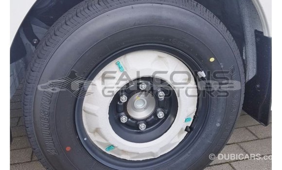 Buy Import Toyota Hiace White Car in Import - Dubai in Abhasia Buy Import Toyota Hiace White Car in Import - Dubai in Abhasia