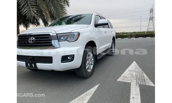 Buy Import Toyota Sequoia White Car in Import - Dubai in Abhasia Buy Import Toyota Sequoia White Car in Import - Dubai in Abhasia