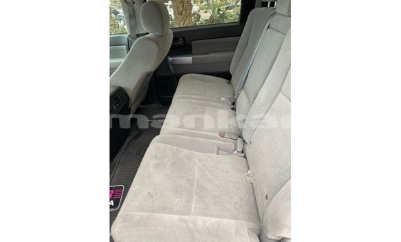 Buy Import Toyota Sequoia White Car in Import - Dubai in Abhasia Buy Import Toyota Sequoia White Car in Import - Dubai in Abhasia