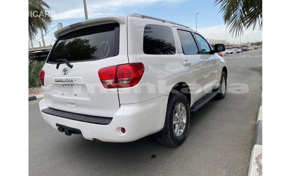 Buy Import Toyota Sequoia White Car in Import - Dubai in Abhasia Buy Import Toyota Sequoia White Car in Import - Dubai in Abhasia