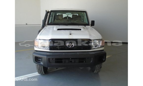 Buy Import Toyota Land Cruiser White Car in Import - Dubai in Abhasia Buy Import Toyota Land Cruiser White Car in Import - Dubai in Abhasia