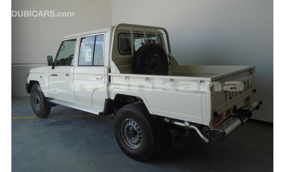 Buy Import Toyota Land Cruiser White Car in Import - Dubai in Abhasia Buy Import Toyota Land Cruiser White Car in Import - Dubai in Abhasia