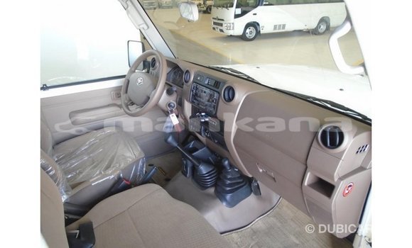 Buy Import Toyota Land Cruiser White Car in Import - Dubai in Abhasia Buy Import Toyota Land Cruiser White Car in Import - Dubai in Abhasia