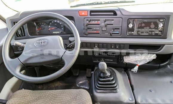 Buy Import Toyota Coaster White Car in Import - Dubai in Abhasia Buy Import Toyota Coaster White Car in Import - Dubai in Abhasia