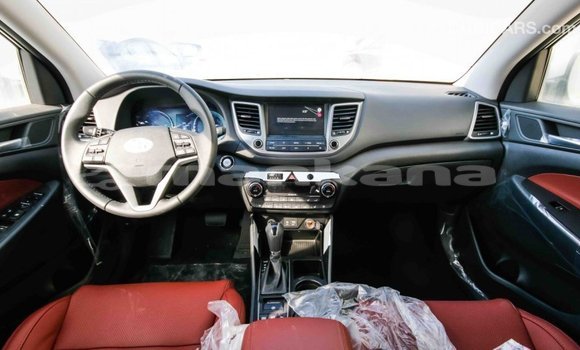 Buy Import Hyundai Tucson White Car in Import - Dubai in Abhasia Buy Import Hyundai Tucson White Car in Import - Dubai in Abhasia