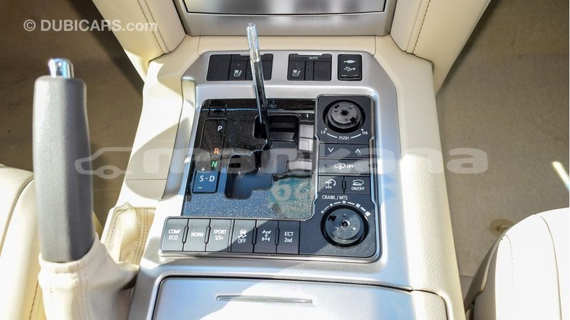 Big with watermark toyota land cruiser abhasia import dubai 3208