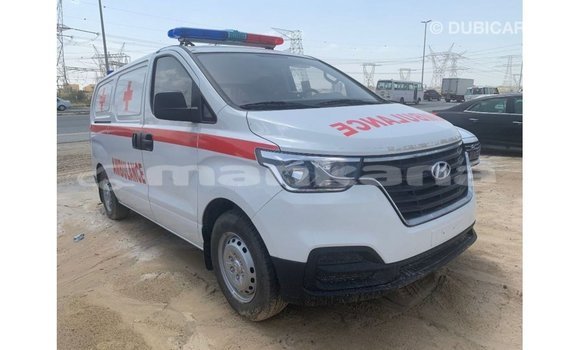 Buy Import Hyundai Accent White Car in Import - Dubai in Abhasia Buy Import Hyundai Accent White Car in Import - Dubai in Abhasia