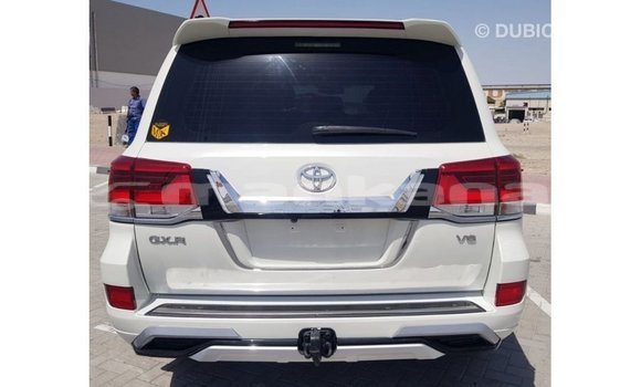 Buy Import Toyota Land Cruiser White Car in Import - Dubai in Abhasia Buy Import Toyota Land Cruiser White Car in Import - Dubai in Abhasia