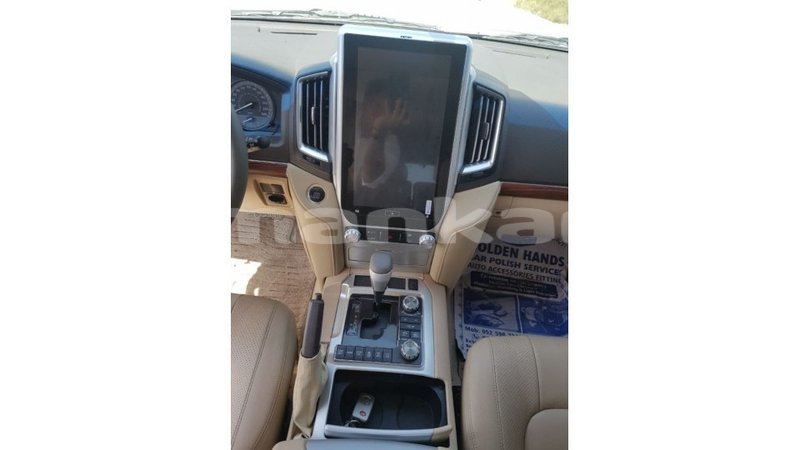 Big with watermark toyota land cruiser abhasia import dubai 3210