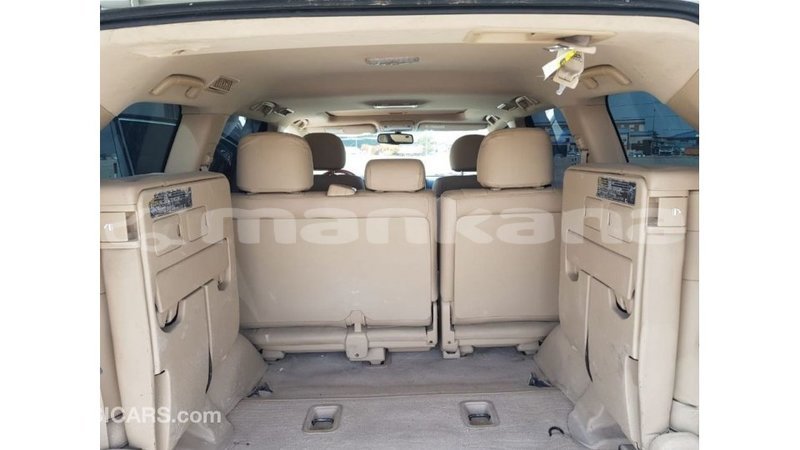 Big with watermark toyota land cruiser abhasia import dubai 3210