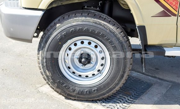 Buy Import Toyota Land Cruiser Beige Car in Import - Dubai in Abhasia Buy Import Toyota Land Cruiser Beige Car in Import - Dubai in Abhasia