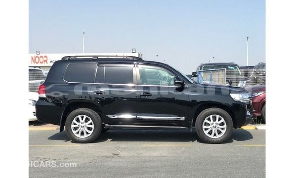 Buy Import Toyota Land Cruiser Black Car in Import - Dubai in Abhasia Buy Import Toyota Land Cruiser Black Car in Import - Dubai in Abhasia