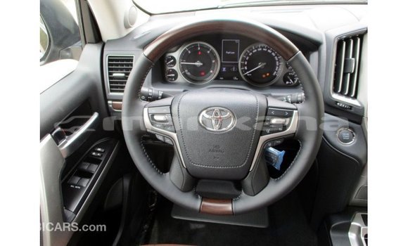 Buy Import Toyota Land Cruiser Black Car in Import - Dubai in Abhasia Buy Import Toyota Land Cruiser Black Car in Import - Dubai in Abhasia