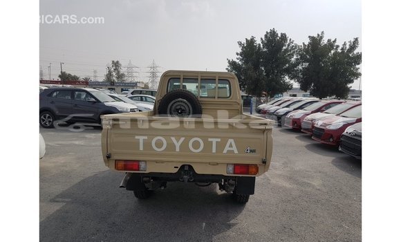 Buy Import Toyota Land Cruiser Beige Car in Import - Dubai in Abhasia Buy Import Toyota Land Cruiser Beige Car in Import - Dubai in Abhasia