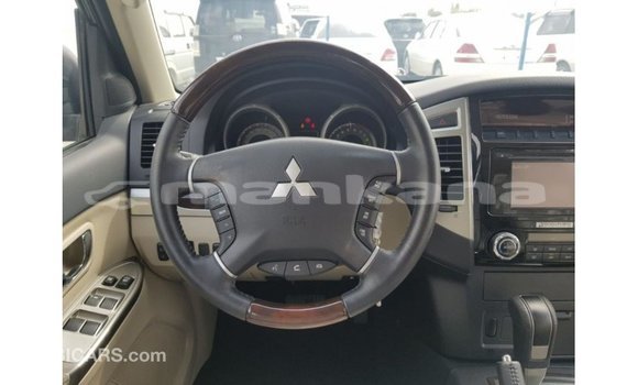 Buy Import Mitsubishi Pajero Red Car in Import - Dubai in Abhasia Buy Import Mitsubishi Pajero Red Car in Import - Dubai in Abhasia