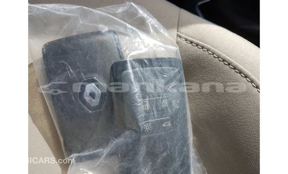 Buy Import Renault 19 Green Car in Import - Dubai in Abhasia Buy Import Renault 19 Green Car in Import - Dubai in Abhasia