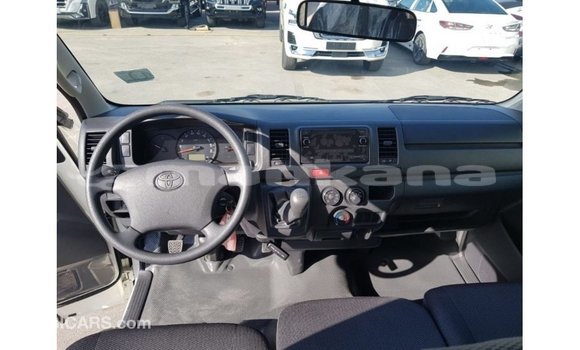 Buy Import Toyota Hiace White Car in Import - Dubai in Abhasia Buy Import Toyota Hiace White Car in Import - Dubai in Abhasia