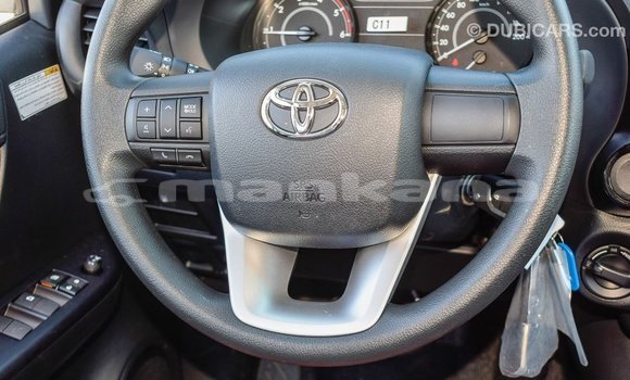 Buy Import Toyota Hilux White Car in Import - Dubai in Abhasia Buy Import Toyota Hilux White Car in Import - Dubai in Abhasia