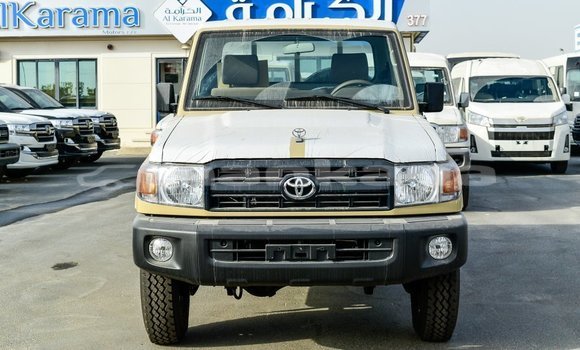 Buy Import Toyota Land Cruiser Beige Car in Import - Dubai in Abhasia Buy Import Toyota Land Cruiser Beige Car in Import - Dubai in Abhasia