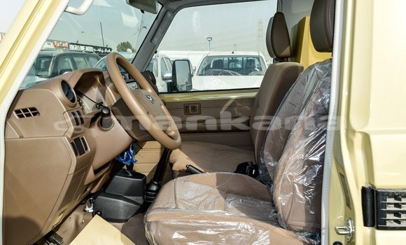 Buy Import Toyota Land Cruiser Beige Car in Import - Dubai in Abhasia Buy Import Toyota Land Cruiser Beige Car in Import - Dubai in Abhasia