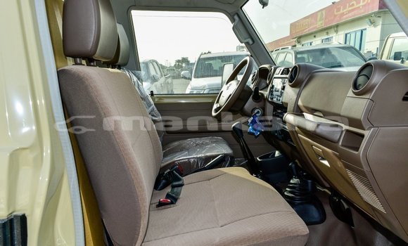Buy Import Toyota Land Cruiser Beige Car in Import - Dubai in Abhasia Buy Import Toyota Land Cruiser Beige Car in Import - Dubai in Abhasia