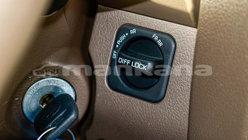 Big with watermark toyota land cruiser abhasia import dubai 3278