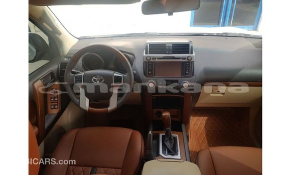 Buy Import Toyota Land Cruiser White Car in Import - Dubai in Abhasia Buy Import Toyota Land Cruiser White Car in Import - Dubai in Abhasia