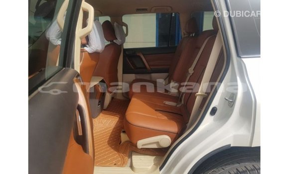 Buy Import Toyota Land Cruiser White Car in Import - Dubai in Abhasia Buy Import Toyota Land Cruiser White Car in Import - Dubai in Abhasia