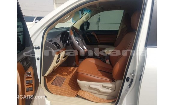 Buy Import Toyota Land Cruiser White Car in Import - Dubai in Abhasia Buy Import Toyota Land Cruiser White Car in Import - Dubai in Abhasia