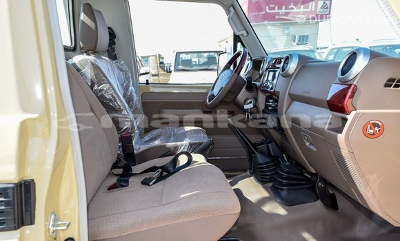 Buy Import Toyota Land Cruiser Beige Car in Import - Dubai in Abhasia Buy Import Toyota Land Cruiser Beige Car in Import - Dubai in Abhasia