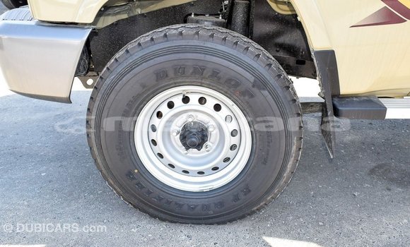 Buy Import Toyota Land Cruiser Beige Car in Import - Dubai in Abhasia Buy Import Toyota Land Cruiser Beige Car in Import - Dubai in Abhasia