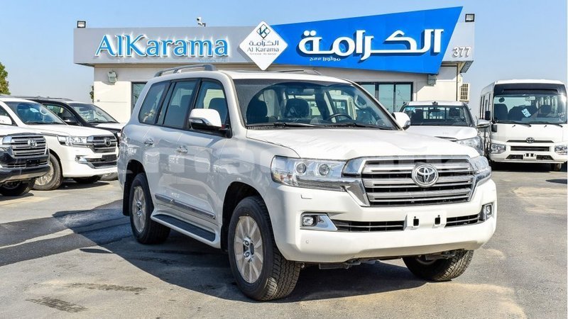 Big with watermark toyota land cruiser abhasia import dubai 3287