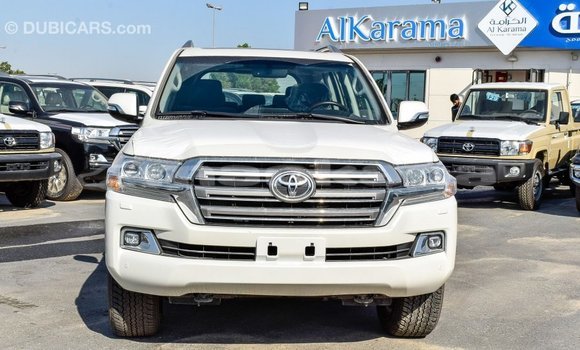 Buy Import Toyota Land Cruiser White Car in Import - Dubai in Abhasia Buy Import Toyota Land Cruiser White Car in Import - Dubai in Abhasia