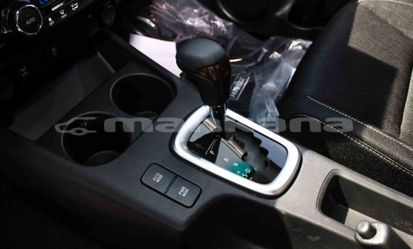 Buy Import Toyota Hilux White Car in Import - Dubai in Abhasia Buy Import Toyota Hilux White Car in Import - Dubai in Abhasia