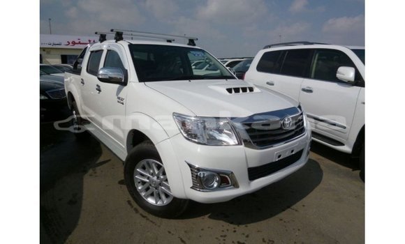 Buy Import Toyota Hilux White Car in Import - Dubai in Abhasia Buy Import Toyota Hilux White Car in Import - Dubai in Abhasia
