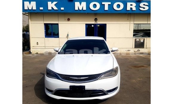Buy Import Chrysler 200 White Car in Import - Dubai in Abhasia