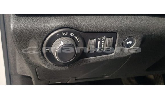 Buy Import Chrysler 200 White Car in Import - Dubai in Abhasia Buy Import Chrysler 200 White Car in Import - Dubai in Abhasia